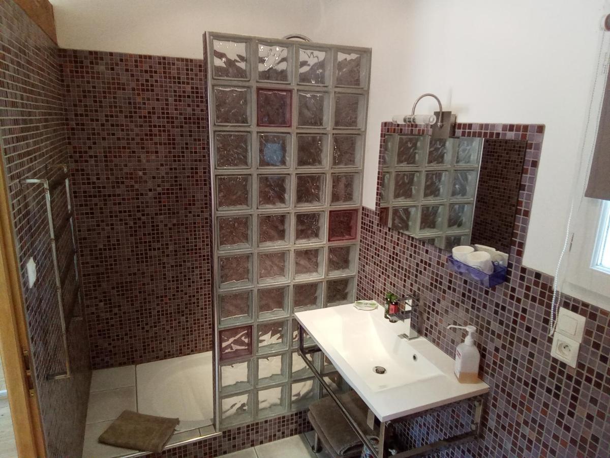 La Chambre Haute Et Son Spa Nîmes Dış mekan fotoğraf