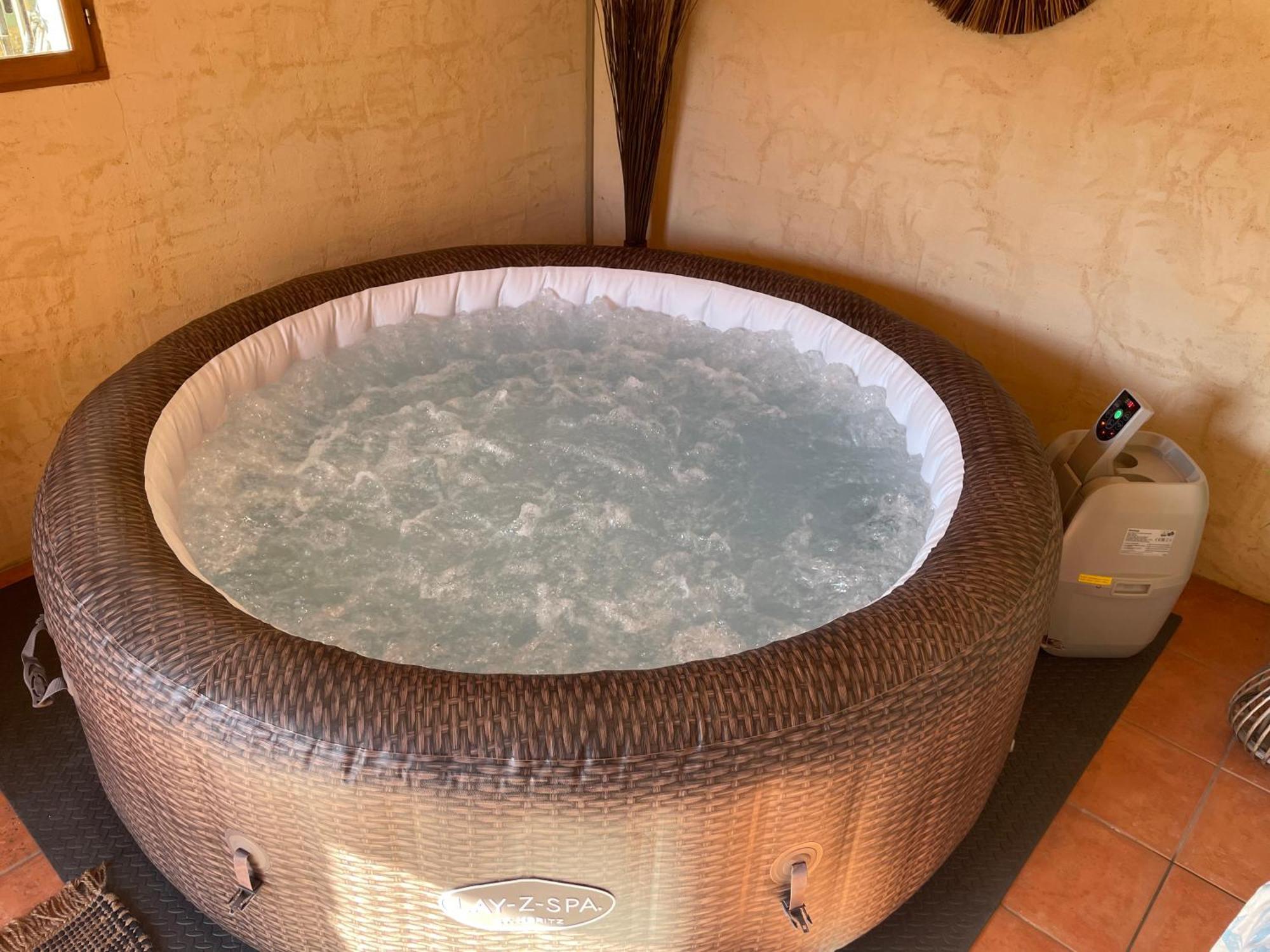 La Chambre Haute Et Son Spa Nîmes Dış mekan fotoğraf