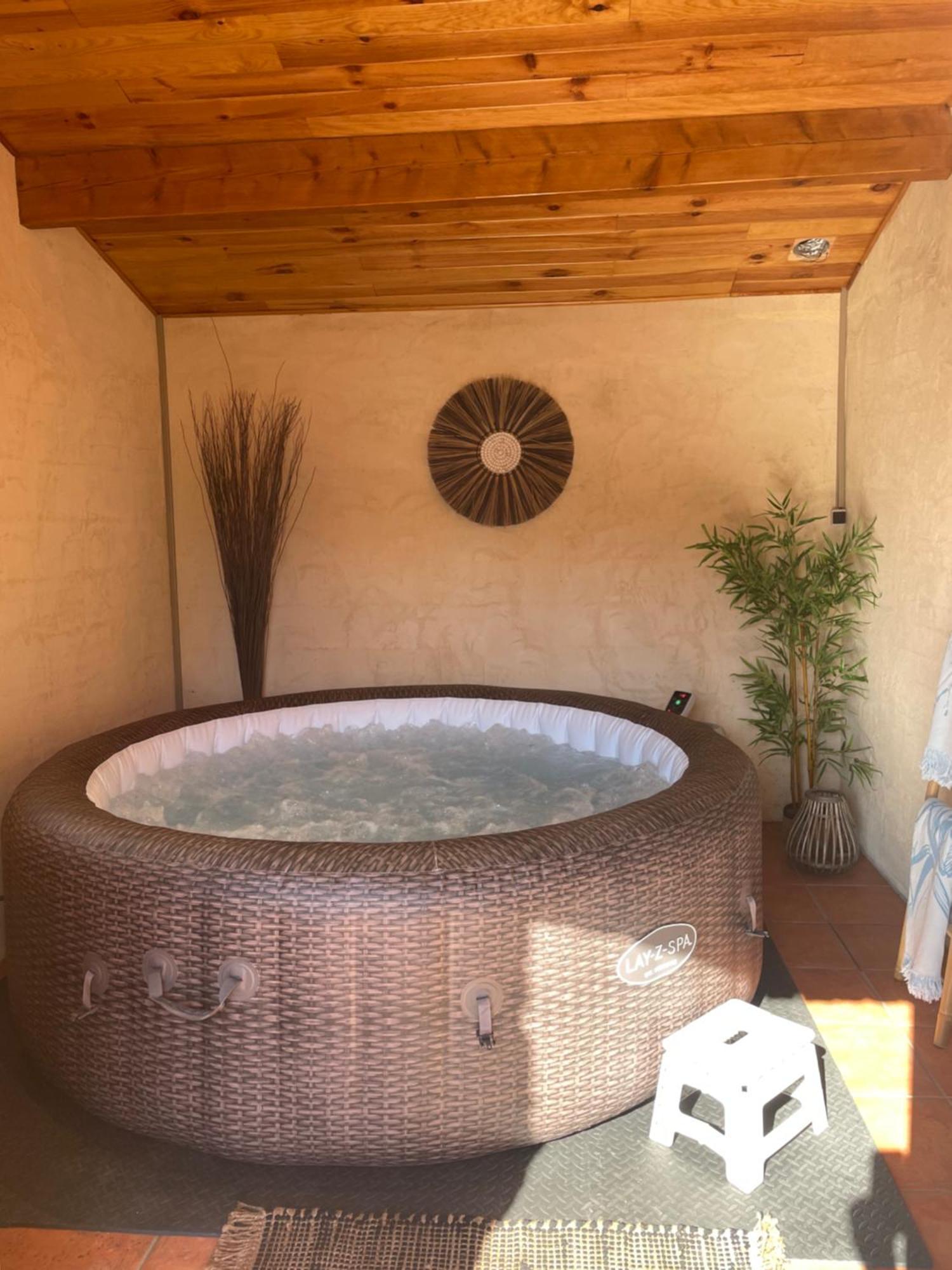 La Chambre Haute Et Son Spa Nîmes Dış mekan fotoğraf