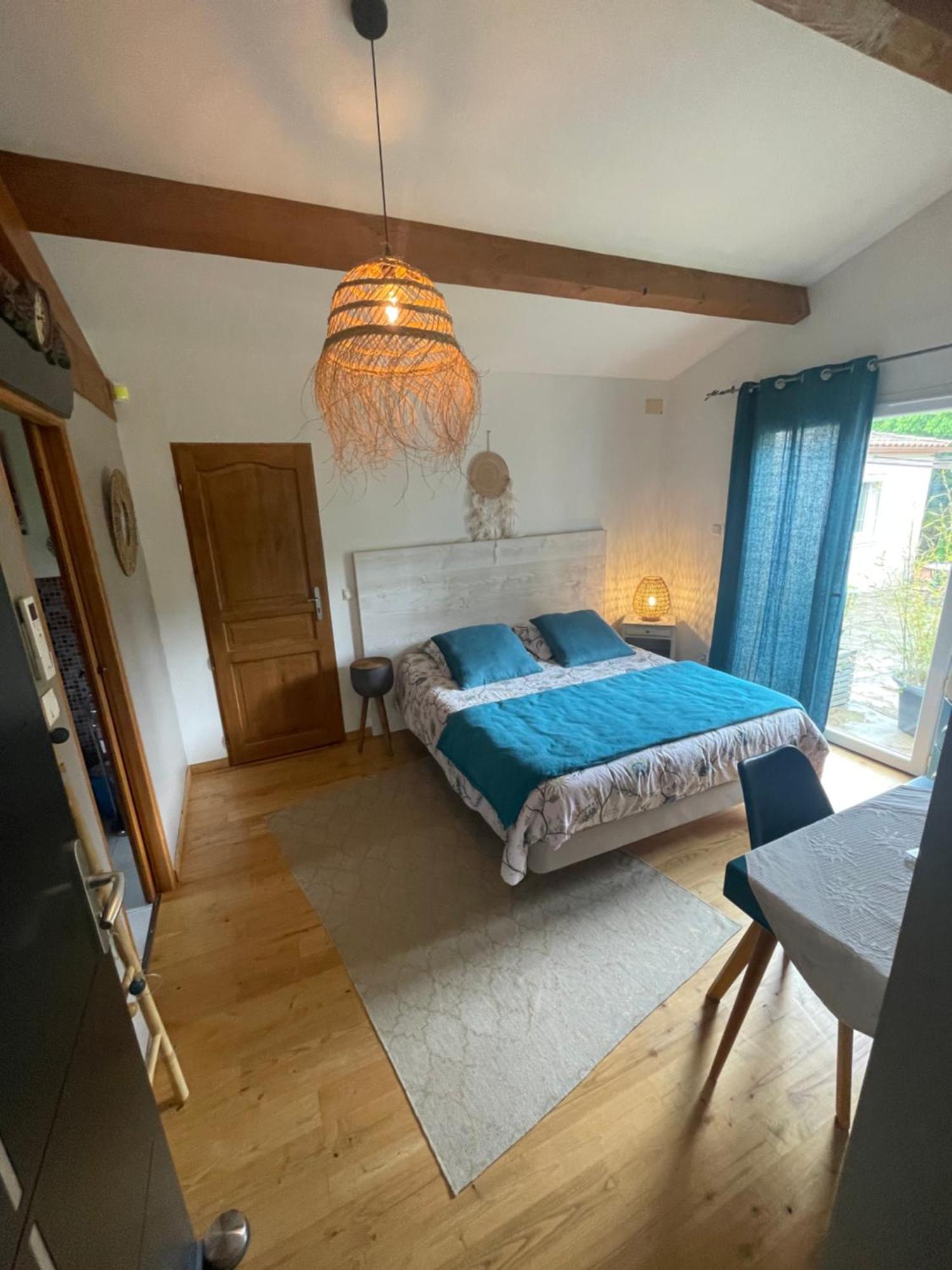 La Chambre Haute Et Son Spa Nîmes Dış mekan fotoğraf
